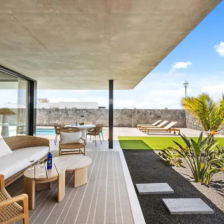 Macaronesian * פלאיה בלנקה