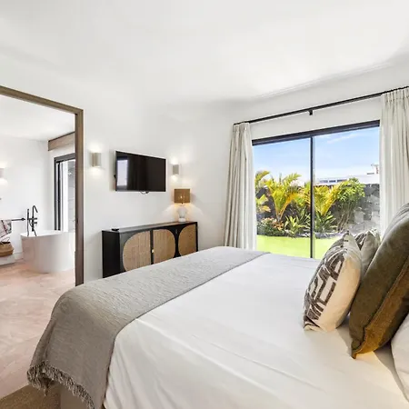 Macaronesian * פלאיה בלנקה