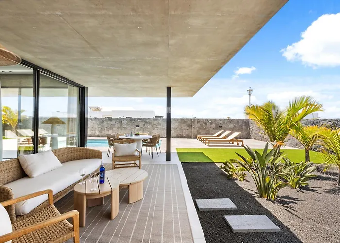 Macaronesian * Playa Blanca (Lanzarote)